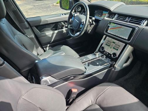 2021 Land Rover Range Rover P525 HSE Westminster