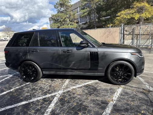 2021 Land Rover Range Rover P525 HSE Westminster
