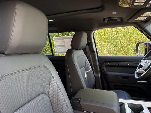 2026 Land Rover Defender S