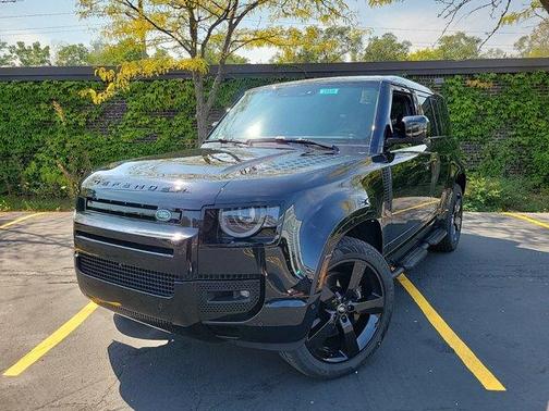 2025 Land Rover Defender P525 V8