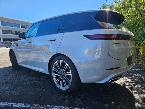 2024 Land Rover Range Rover Sport Dynamic SE