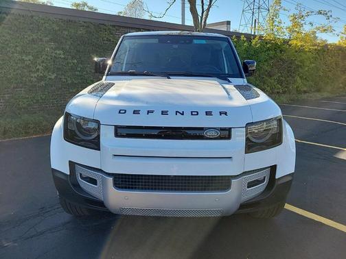 Fuji White 2025 Land Rover Defender P300