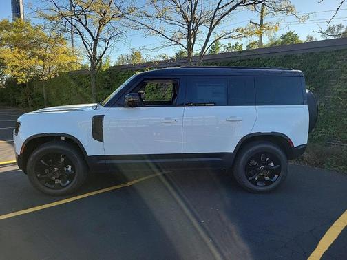 Fuji White 2025 Land Rover Defender P300