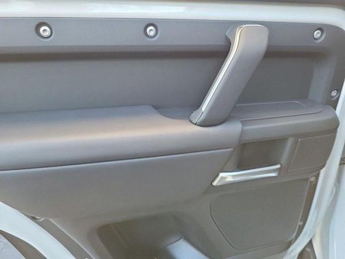Fuji White 2025 Land Rover Defender P300