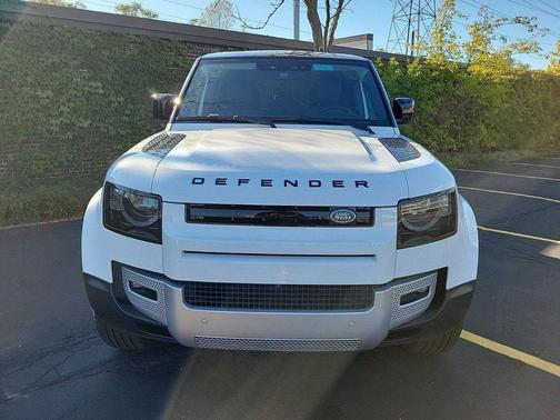 Fuji White 2025 Land Rover Defender P300
