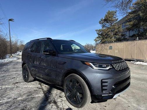 2026 Land Rover Discovery Tempest Edition