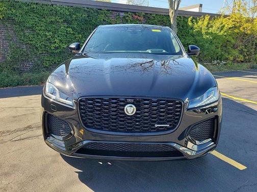 2025 Jaguar F-PACE P400 R-Dynamic S