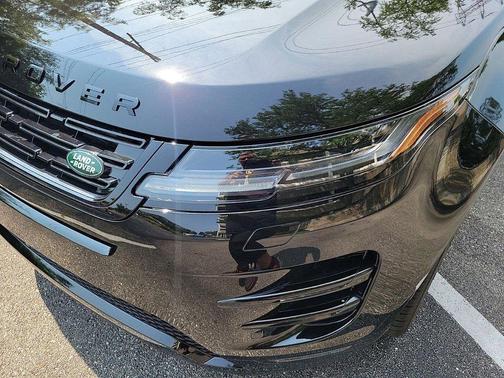 2025 Land Rover Range Rover Evoque Dynamic SE