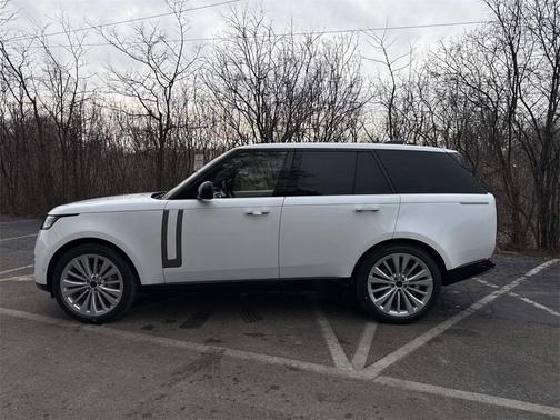 2026 Land Rover Range Rover P400 SE