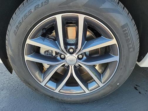 2025 Land Rover Discovery Sport S