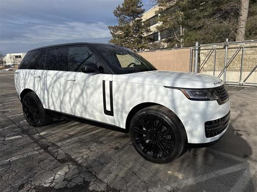 2026 Land Rover Range Rover P400 SE