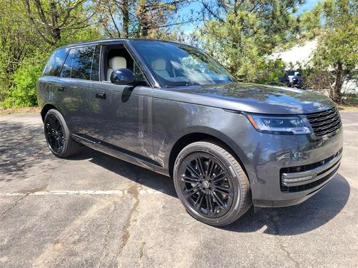 2025 Land Rover Range Rover P530 SE