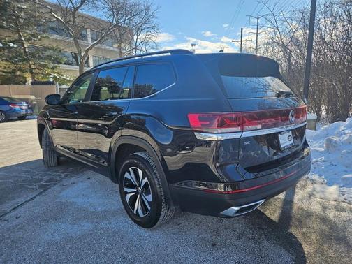2024 Volkswagen Atlas 2.0T SE