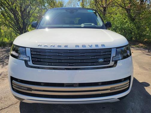 2025 Land Rover Range Rover P530 SE 7 Seat