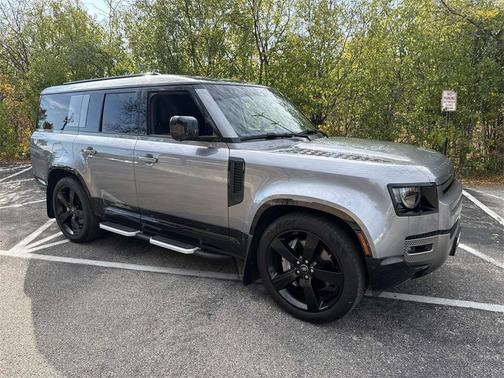 2023 Land Rover Defender X-Dynamic SE