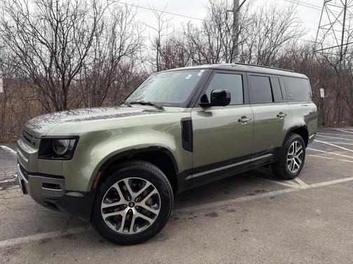 2023 Land Rover Defender X-Dynamic SE