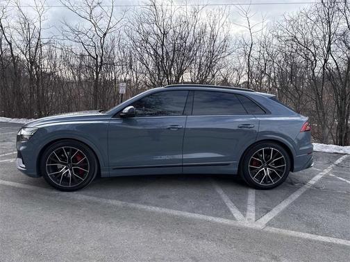 2022 Audi SQ8 4.0T quattro Premium Plus