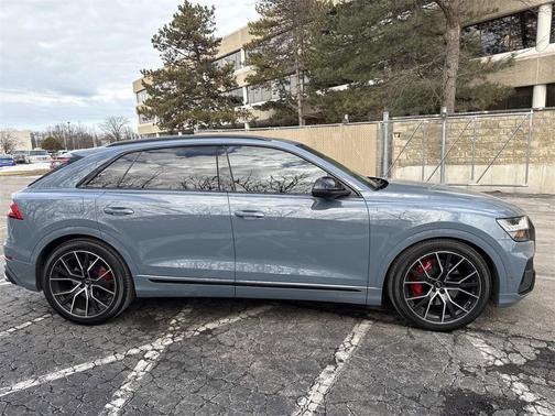 2022 Audi SQ8 4.0T quattro Premium Plus