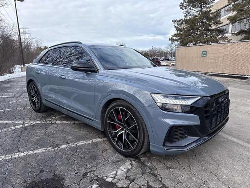 2022 Audi SQ8 4.0T quattro Premium Plus