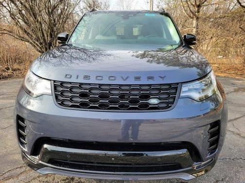 2025 Land Rover Discovery P360 Dynamic SE