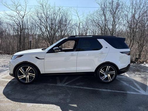 2023 Land Rover Discovery P360 HSE R-Dynamic