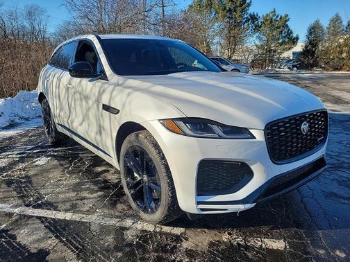 2025 Jaguar F-PACE P400 R-Dynamic S