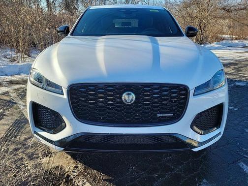 2025 Jaguar F-PACE P400 R-Dynamic S