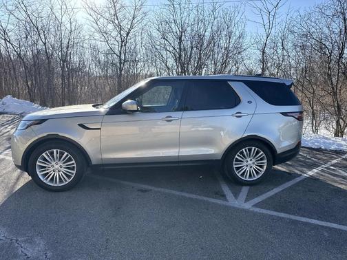 2017 Land Rover Discovery HSE LUXURY