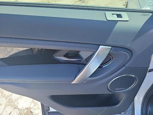 2024 Land Rover Discovery Sport Core S