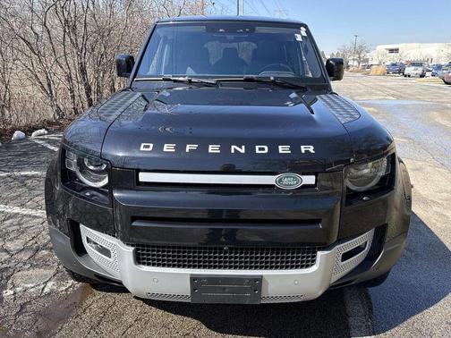 2020 Land Rover Defender 110 SE