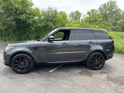 2022 Land Rover Range Rover Sport HSE Silver Edition