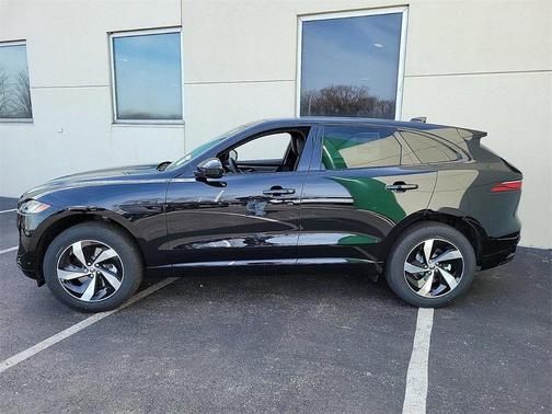 2025 Jaguar F-PACE P250 R-Dynamic S