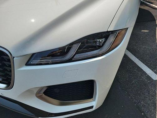 2025 Jaguar F-PACE P250 R-Dynamic S