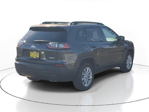 Crystal Metallic 2022 Jeep Cherokee Latitude Lux