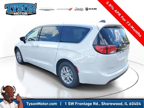 2026 Chrysler Voyager LX