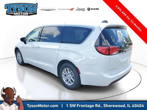 2026 Chrysler Voyager LX