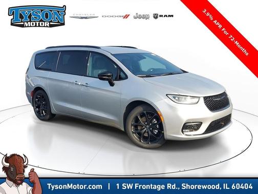 2026 Chrysler Pacifica Select