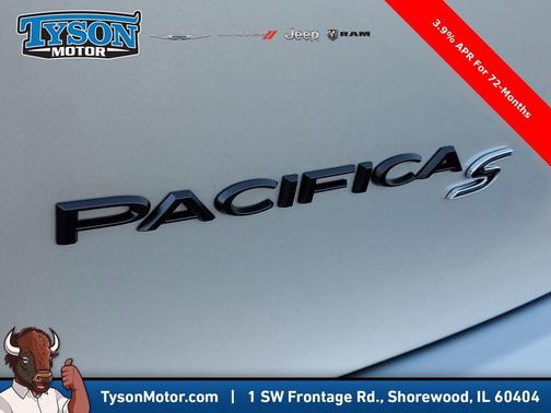 2026 Chrysler Pacifica Select