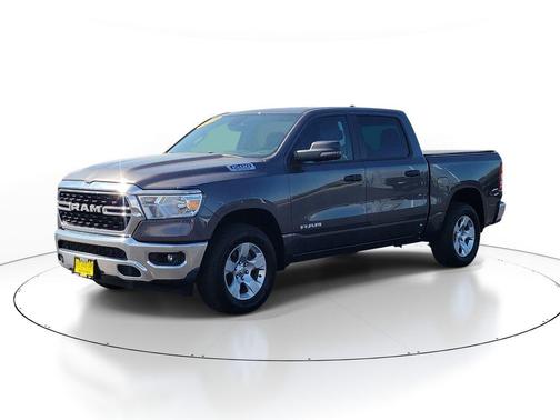 Crystal Metallic 2024 RAM 1500 Big Horn/Lone Star