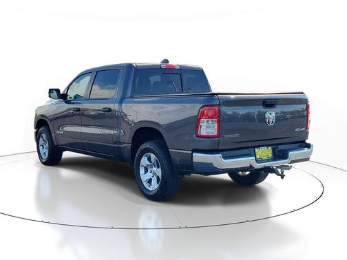 Crystal Metallic 2024 RAM 1500 Big Horn/Lone Star