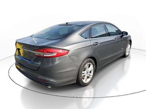 2018 Ford Fusion Hybrid SE