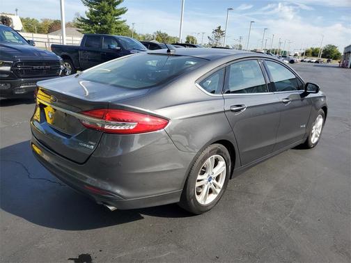 2018 Ford Fusion Hybrid SE