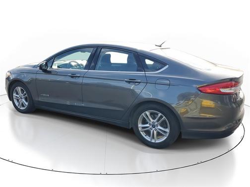 2018 Ford Fusion Hybrid SE