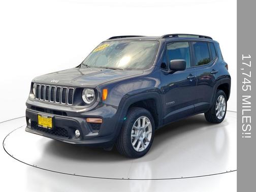 Graphite Gray 2023 Jeep Renegade Latitude