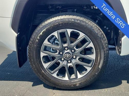Ice 2025 Toyota Tundra SR5