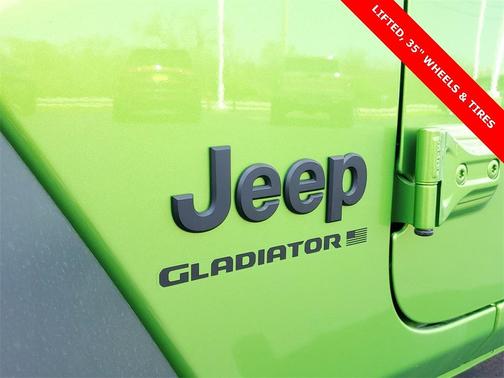 2025 Jeep Gladiator Sport