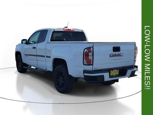 Summit White 2022 GMC Canyon Elevation Standard