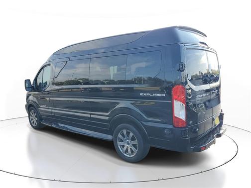 2017 Ford Transit-150 Base