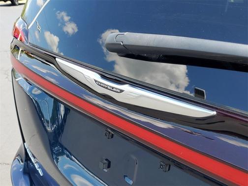 2022 Chrysler Pacifica Hybrid Pinnacle