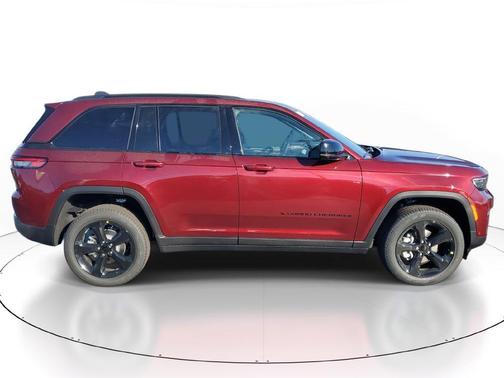 Velvet 2025 Jeep Grand Cherokee Limited